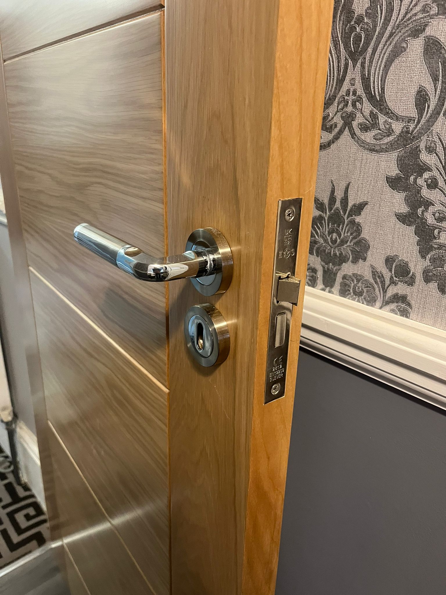 Aimrex Ltd | Carpentry | Kitchen Fitting | Internal Door Fitting | Handyman